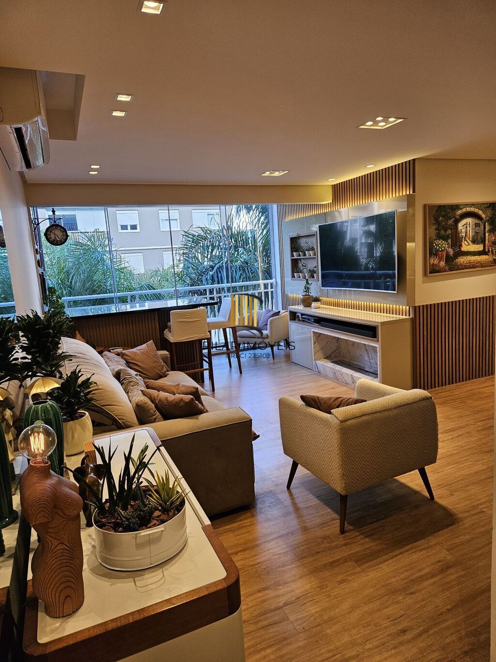 Apartamento 3 dormitórios no bairro Jardim Sabará