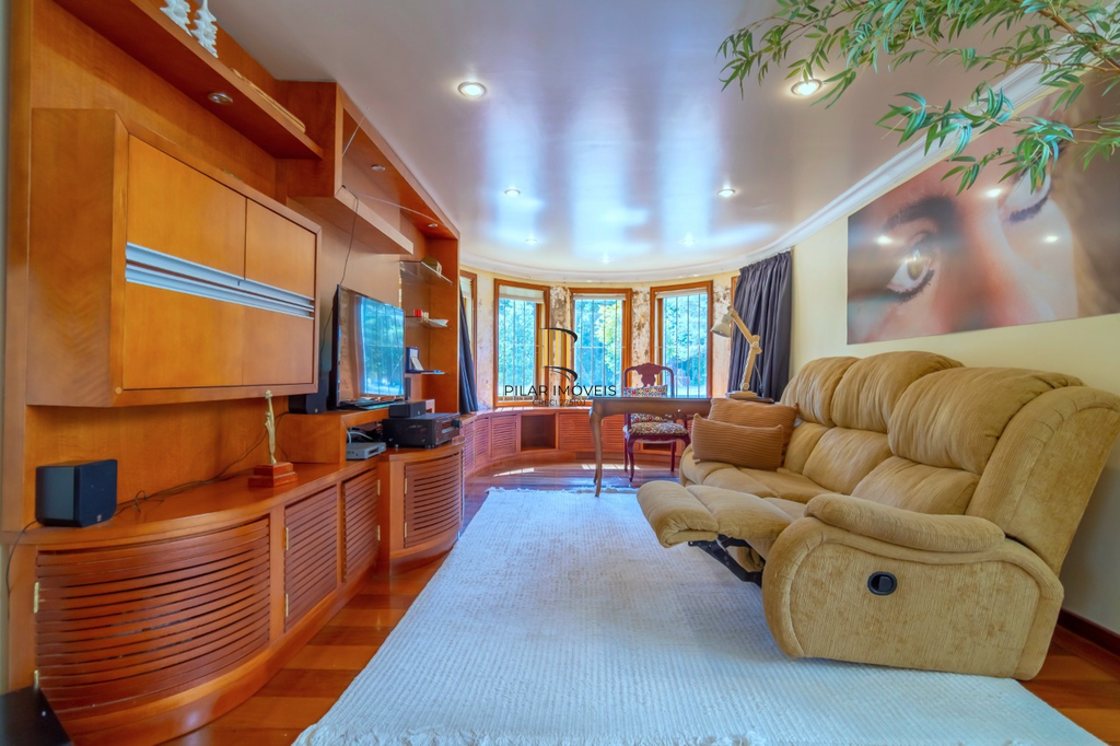 Casa 3 dormitórios no bairro Vila Suzana