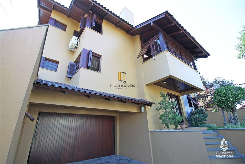 Casa 5 dormitórios no bairro Glória - Pilar Imóveis