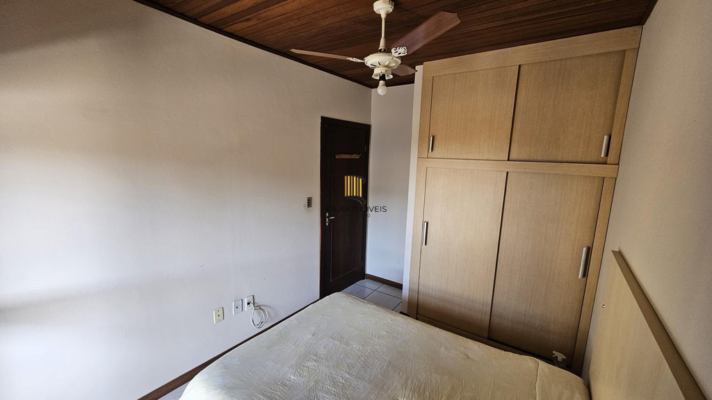 Casa 4 dormitórios no bairro Santo Antônio