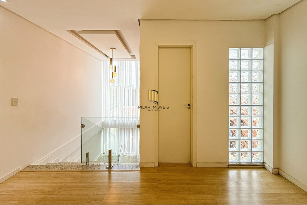 Casa 2 dormitórios no bairro São José