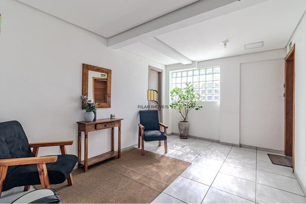 Apartamento 2 dormitórios no bairro Jardim São Pedro