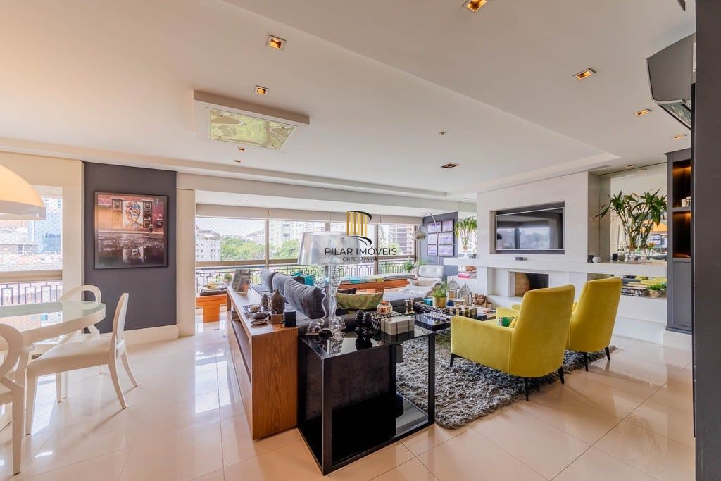 Apartamento 3 dormitórios no bairro Moinhos de Vento