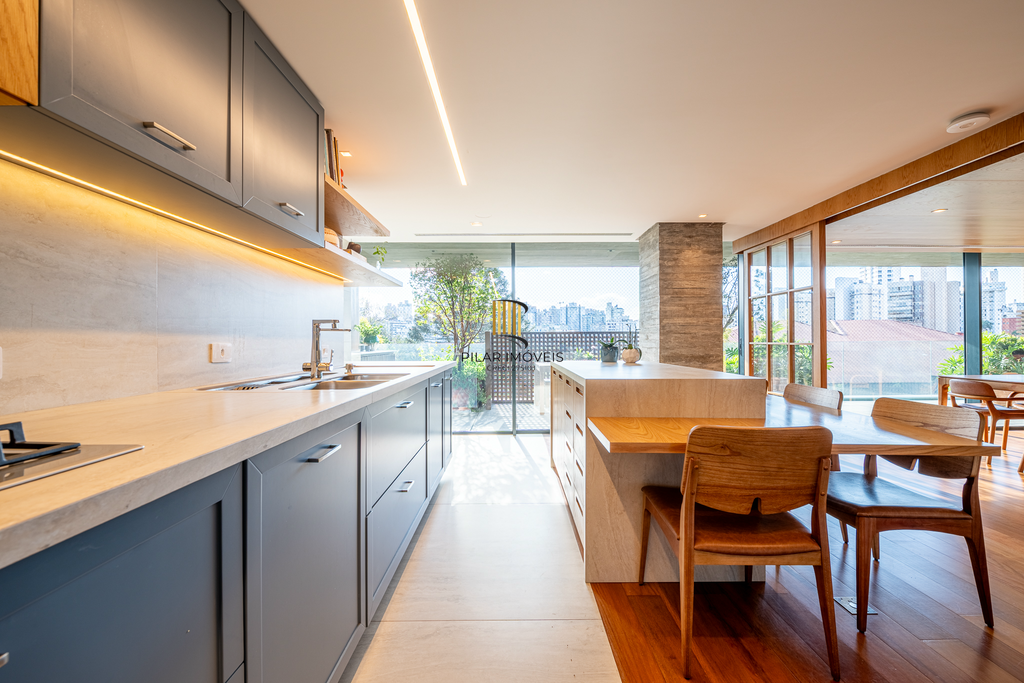 Apartamento 3 dormitórios no bairro Petrópolis