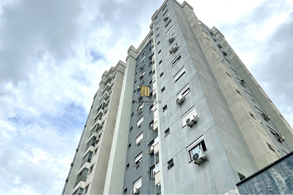 Apartamento 3 dormitórios no bairro Centro