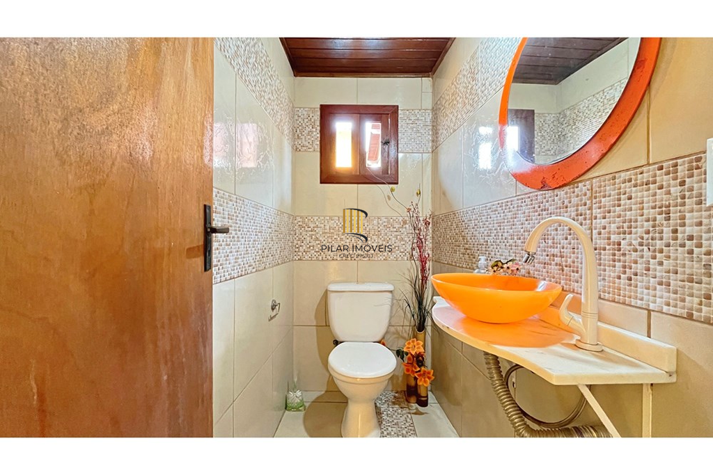 Casa 3 dormitórios no bairro Vila Nova