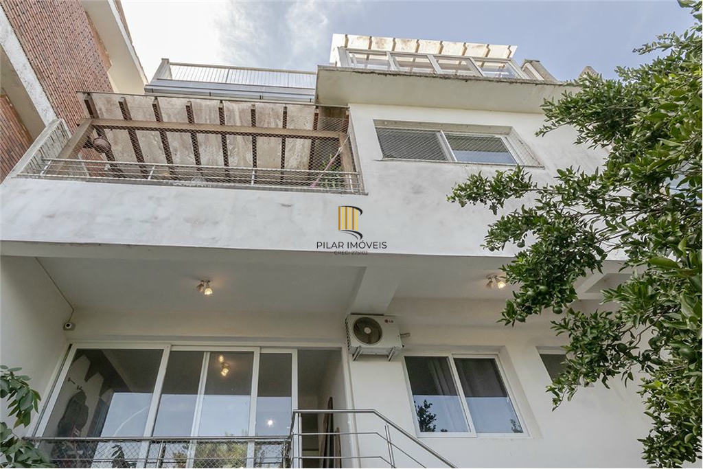 Casa 4 dormitórios no bairro Vila Assunção