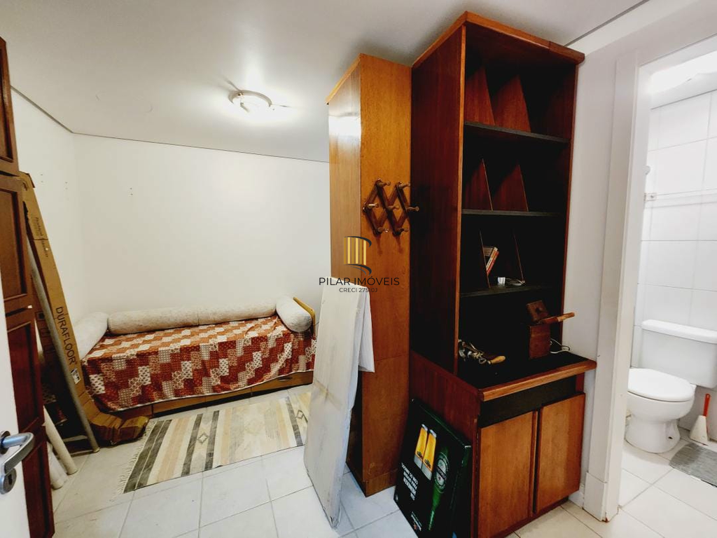 Casa 4 dormitórios no bairro Chácara das Pedras