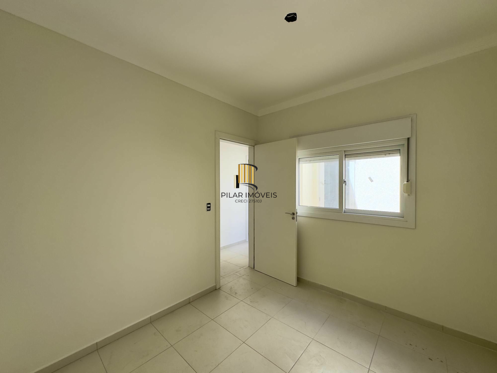 Casa de Condomínio 2 dormitórios no bairro Olaria