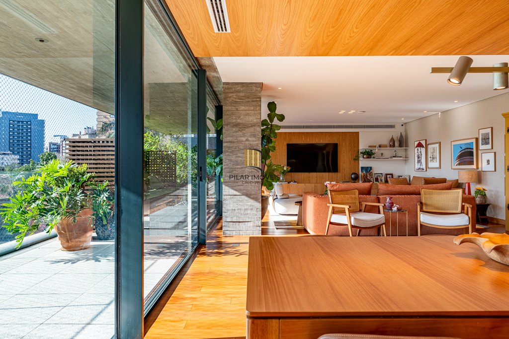 Apartamento 3 dormitórios no bairro Petrópolis