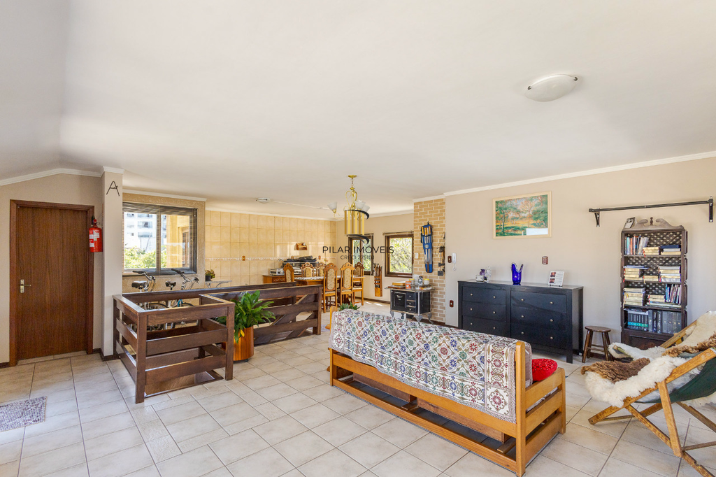 Cobertura 3 dormitórios no bairro Marechal Rondon