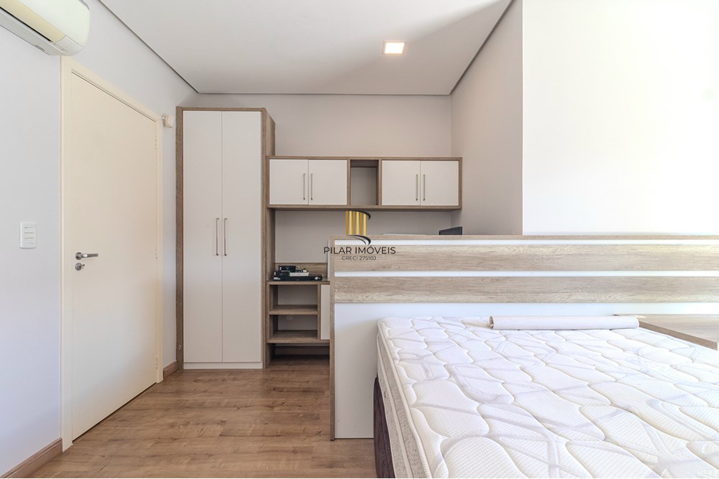 Casa 4 dormitórios no bairro Chácara das Pedras