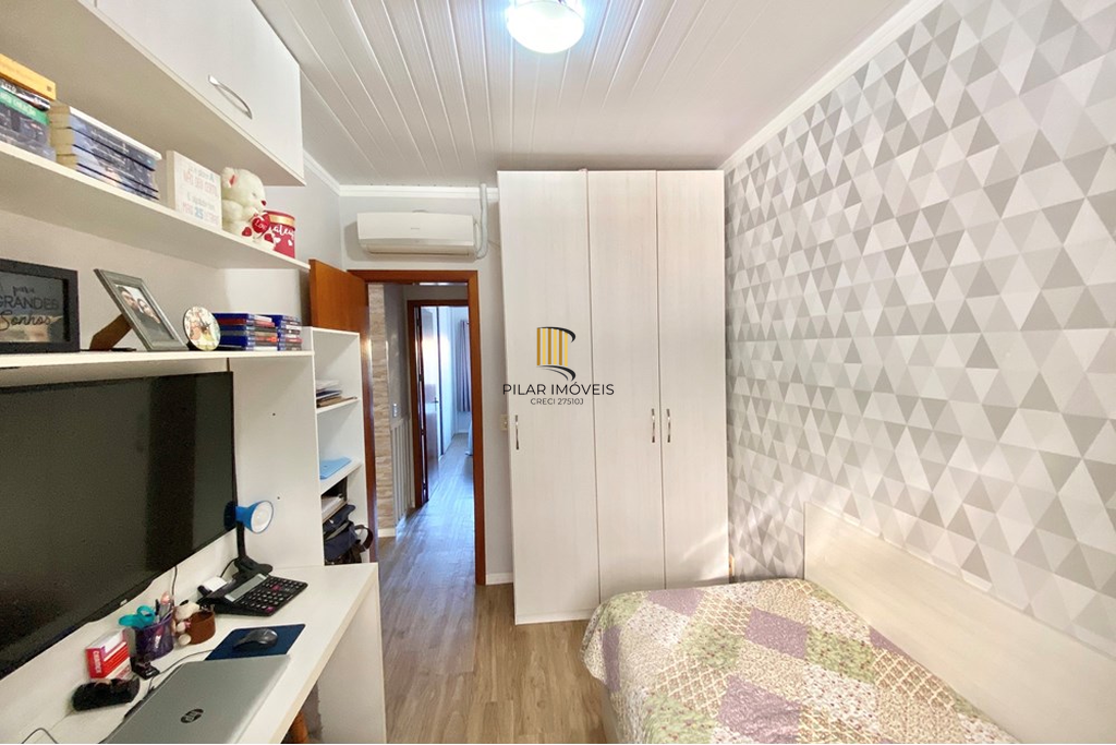 Casa de Condomínio 2 dormitórios no bairro Olaria