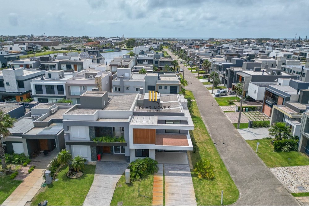 Casa de Condomínio 1 dormitório no bairro Centro