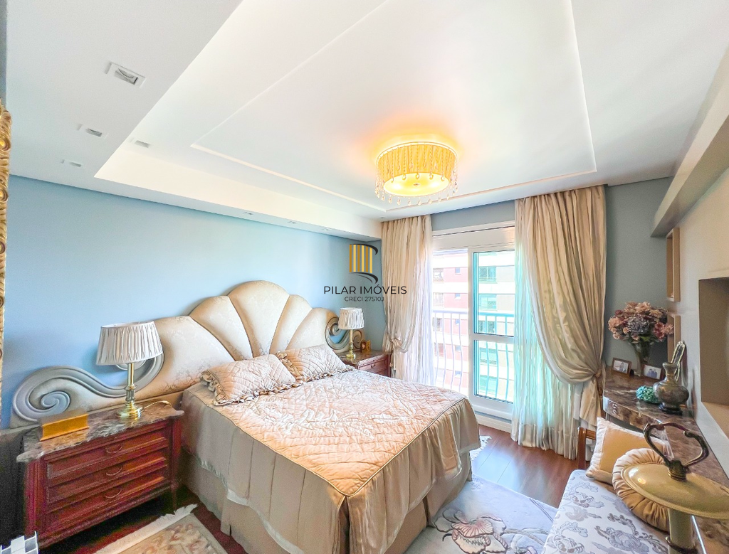 Apartamento 4 dormitórios no bairro Bela Vista