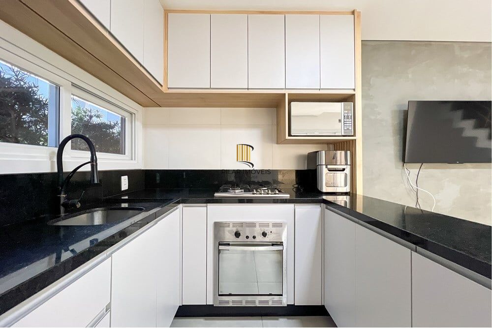 Casa de Condomínio 3 dormitórios no bairro Niterói