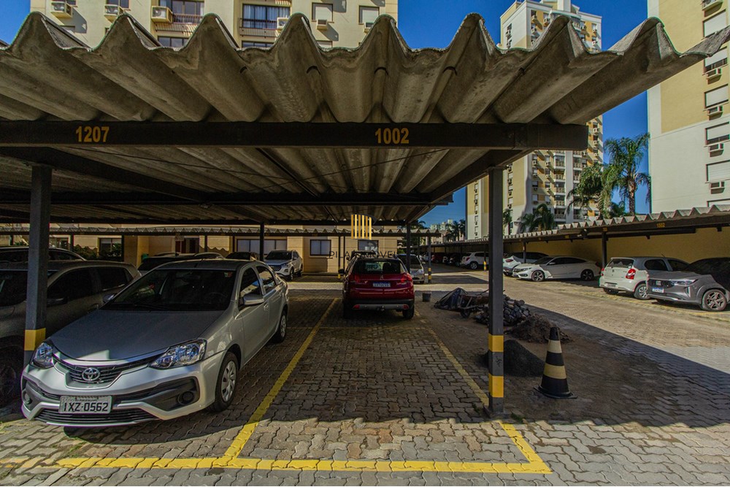 Apartamento 3 dormitórios no bairro Passo da Areia