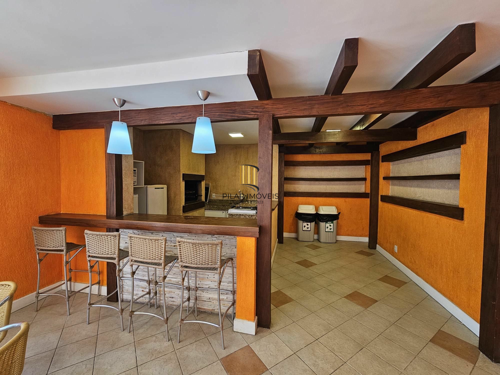 Apartamento 3 dormitórios no bairro Menino Deus