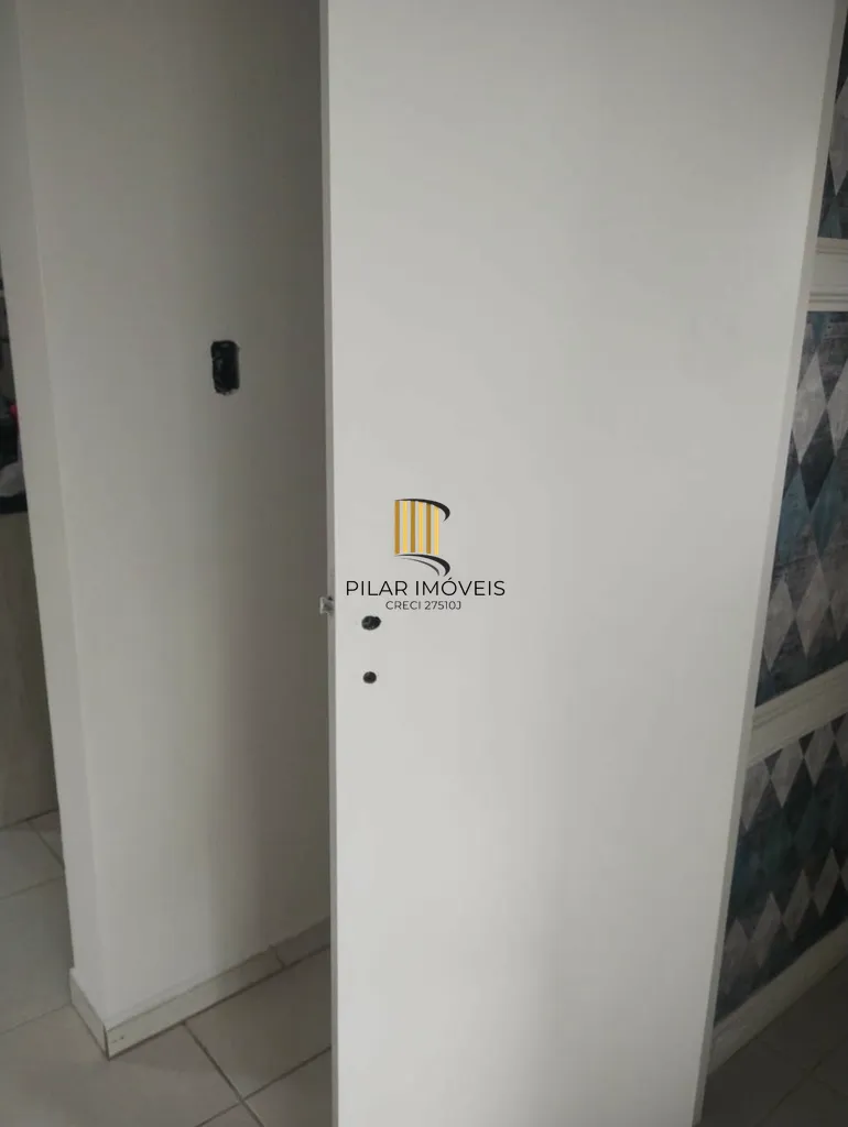 Casa de Condomínio 4 dormitórios no bairro Jardim Itu