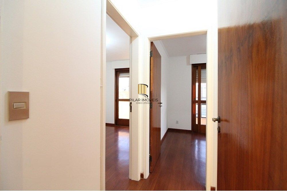 Apartamento 2 dormitórios no bairro Floresta