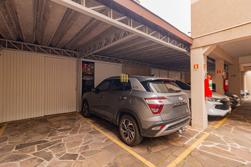 Apartamento 3 dormitórios no bairro Menino Deus