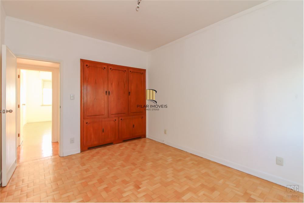 Apartamento 4 dormitórios no bairro Centro Histórico