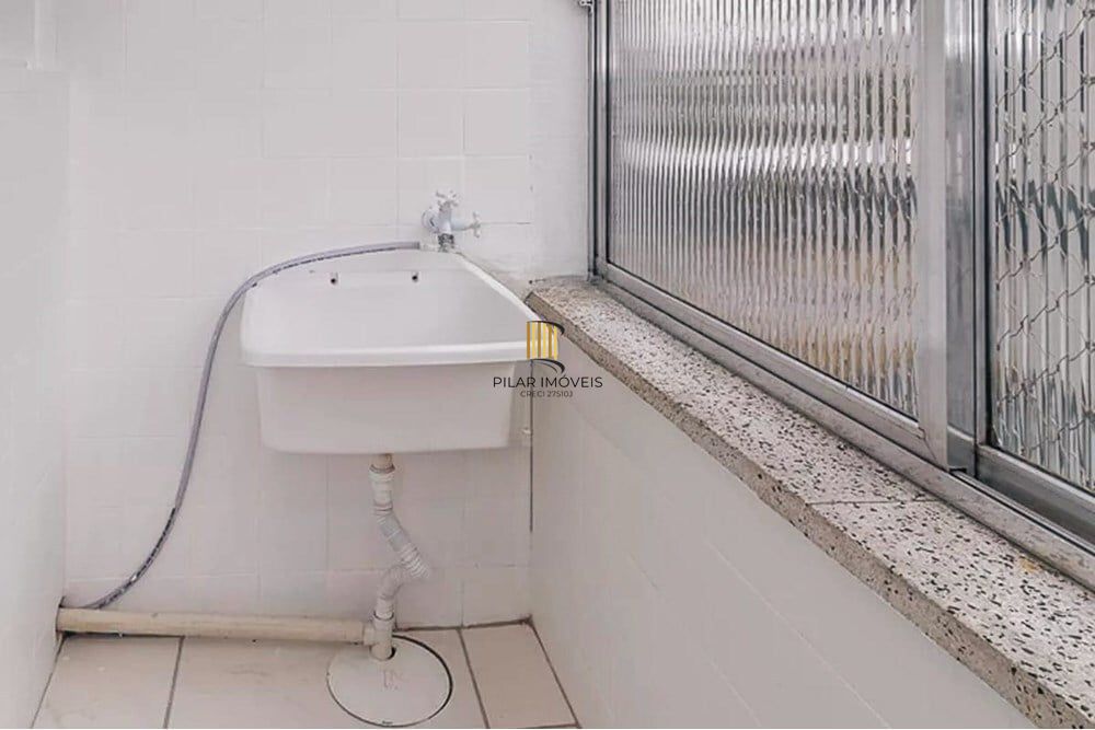 Apartamento 2 dormitórios no bairro Vila Ipiranga