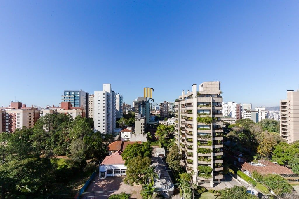 Apartamento 4 dormitórios no bairro Bela Vista