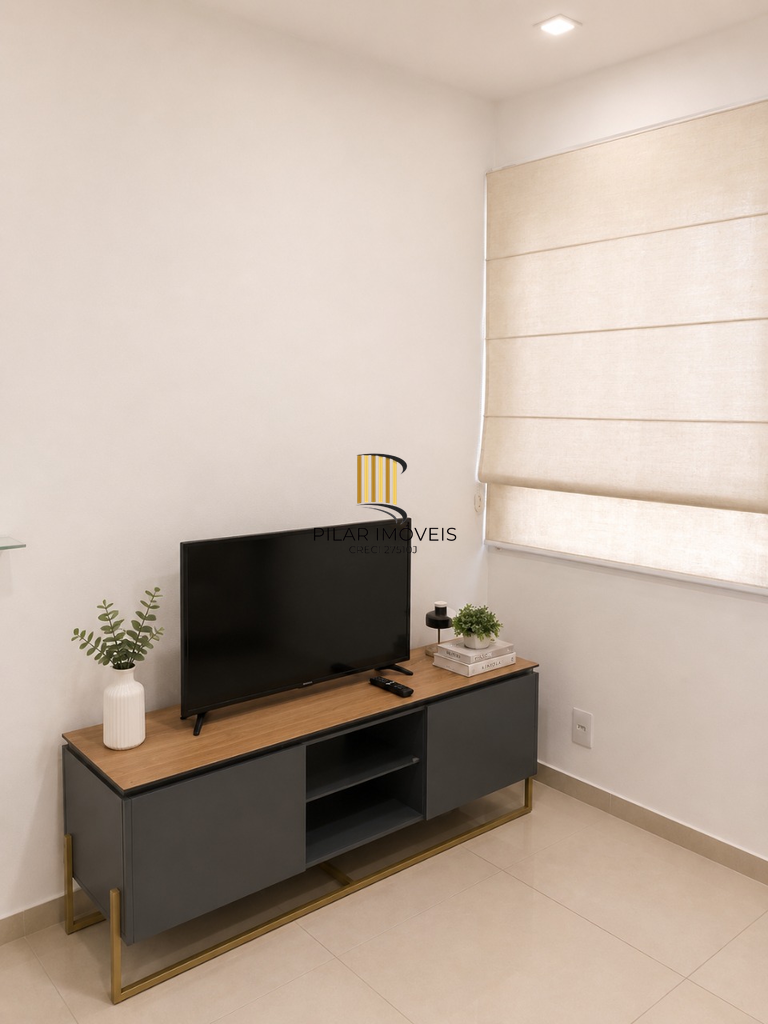Apartamento 2 dormitórios no bairro Vila Ipiranga
