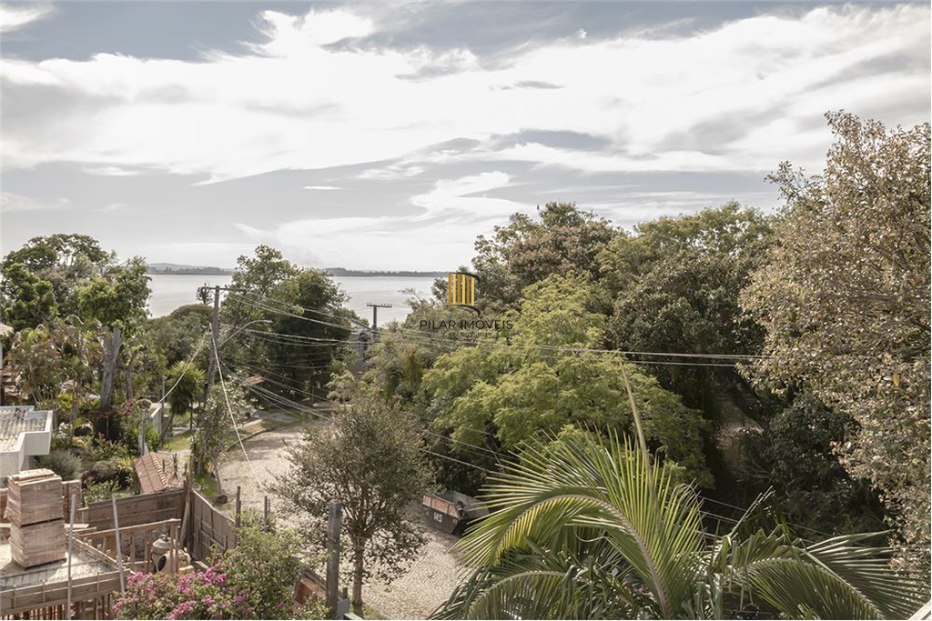 Casa 4 dormitórios no bairro Vila Assunção