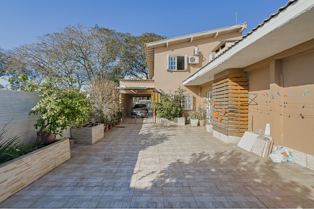 Casa 3 dormitórios no bairro Sarandi - Pilar Imóveis