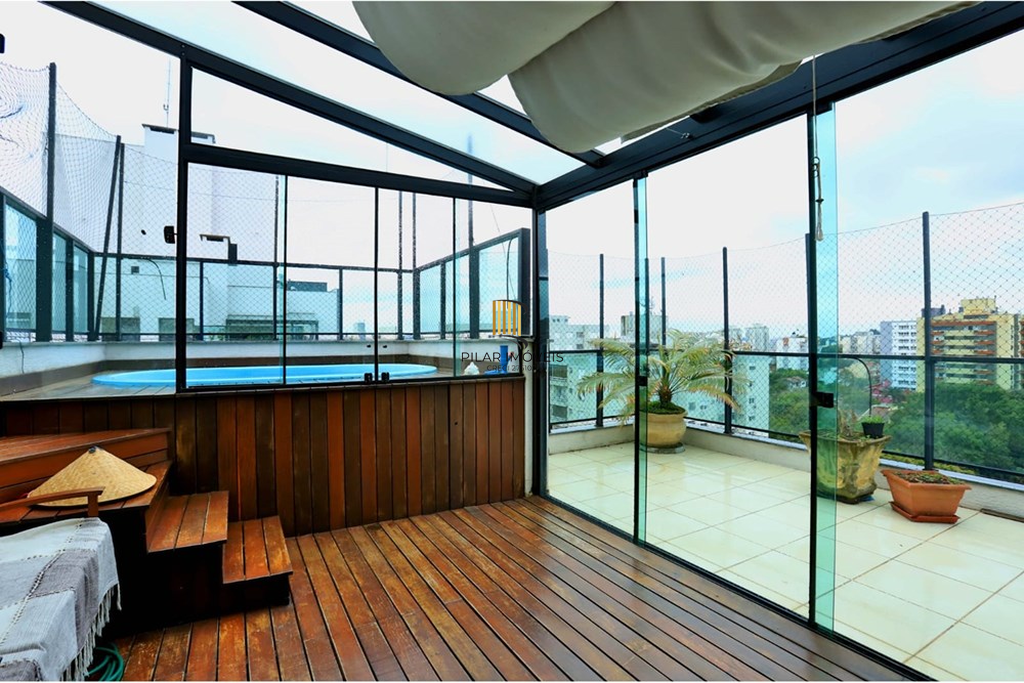 Cobertura 3 dormitórios no bairro Tristeza