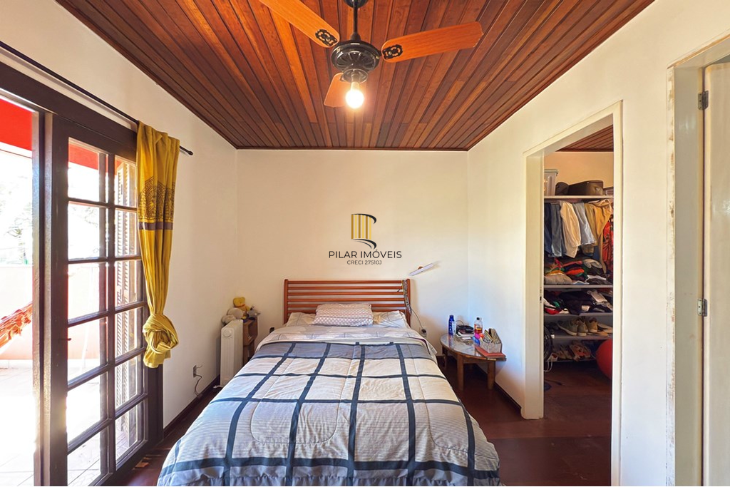 Casa 3 dormitórios no bairro Vila Nova