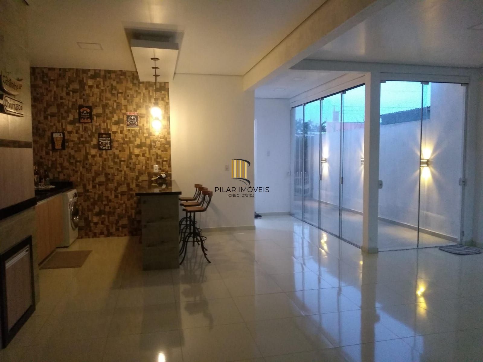 Sobrado todo reformado, 114 m², bairro Centro Novo, Eldorado do Sul