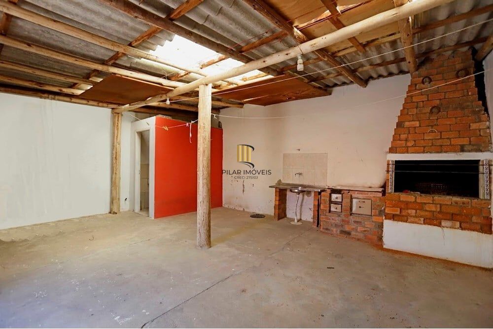 Casa 2 dormitórios no bairro Jardim Algarve