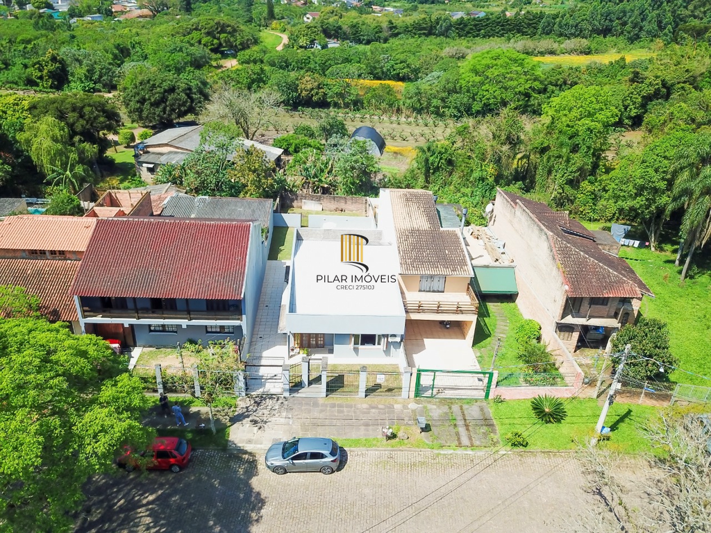 Casa 3 dormitórios no bairro Aberta dos Morros