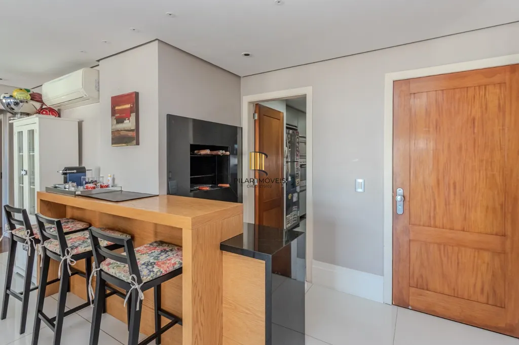 Apartamento 3 dormitórios no bairro Petrópolis