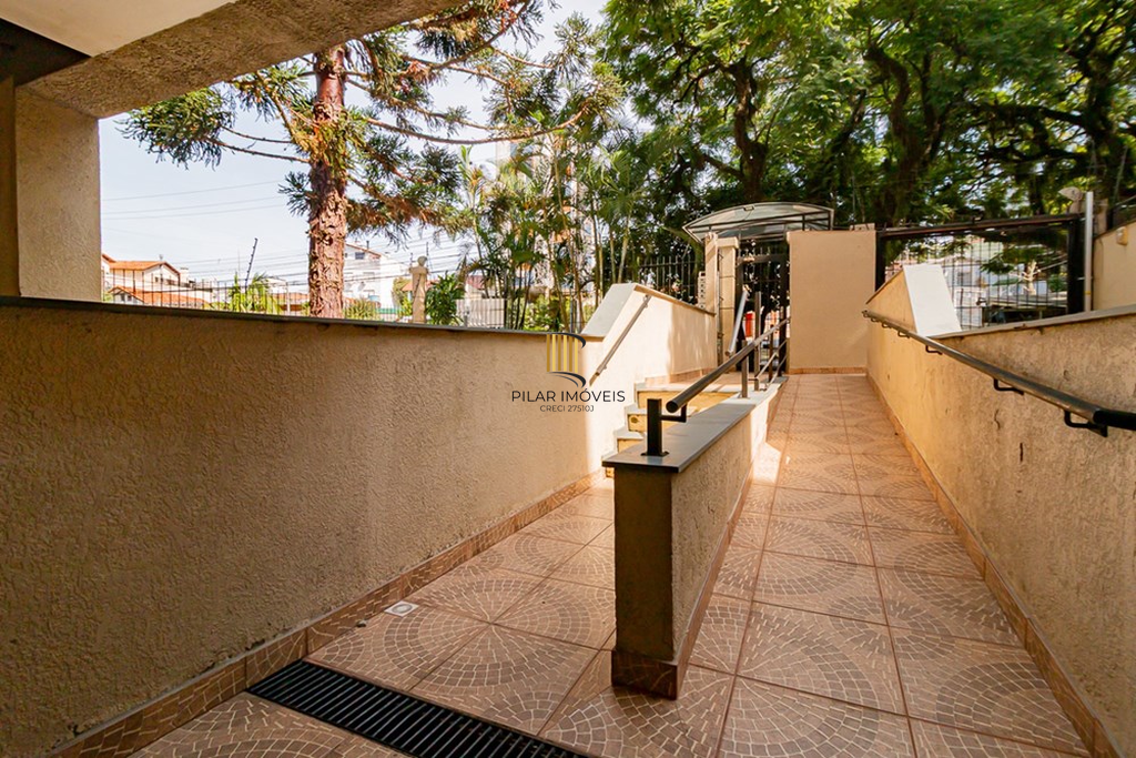 Apartamento 2 dormitórios no bairro Jardim Floresta