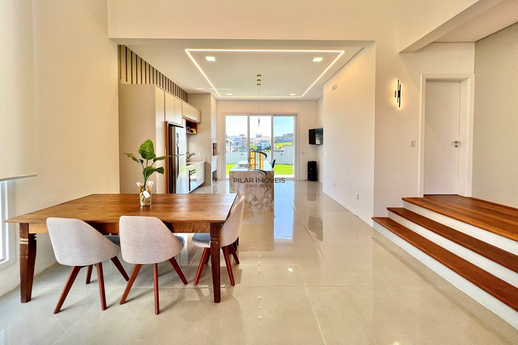 Casa de Condomínio 3 dormitórios no bairro Sanga Funda