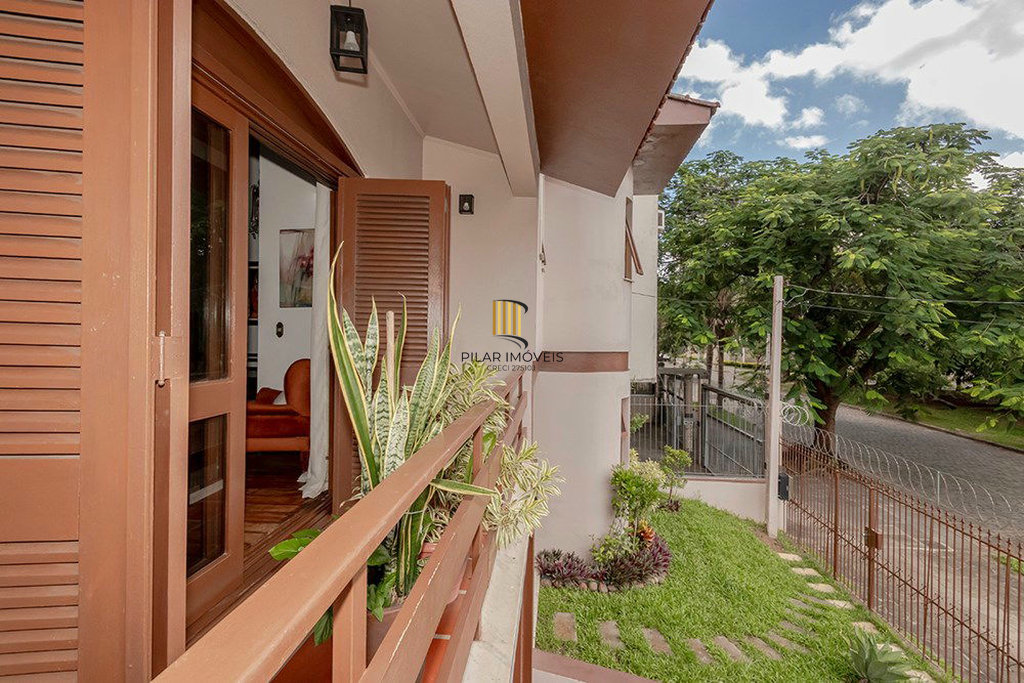 Casa 3 dormitórios no bairro Jardim Planalto