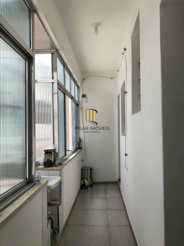 Apartamento 2 dormitórios no bairro Bom Fim