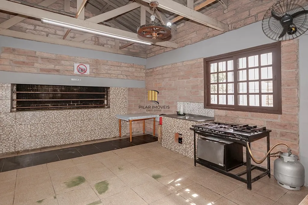 Apartamento 2 dormitórios no bairro Cavalhada