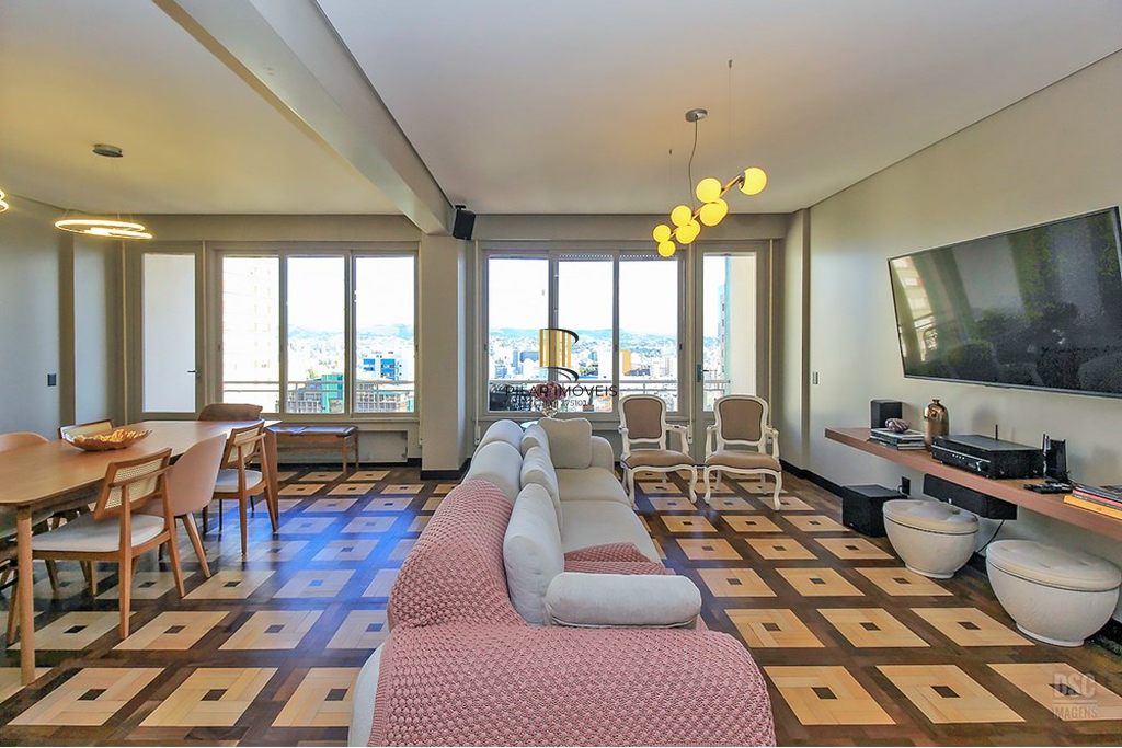 Apartamento 4 dormitórios no bairro Independência