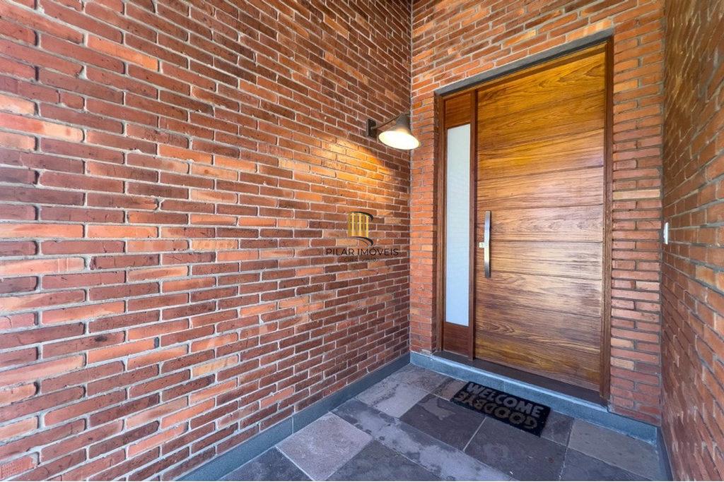 Casa de Condomínio 4 dormitórios no bairro Centro