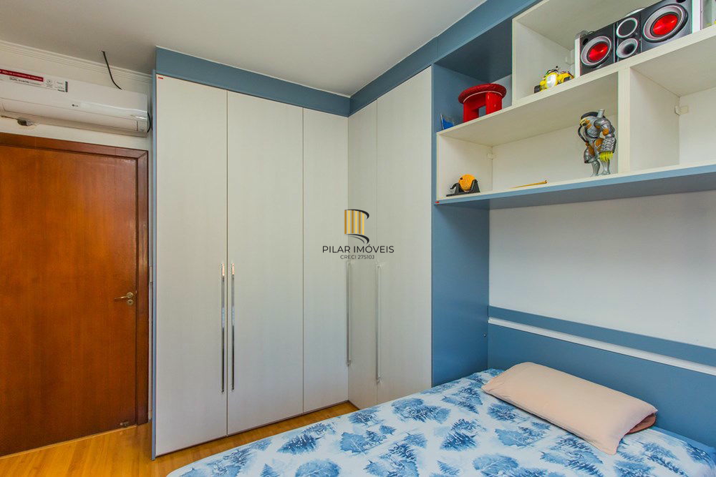 Casa 4 dormitórios no bairro Moinhos de Vento