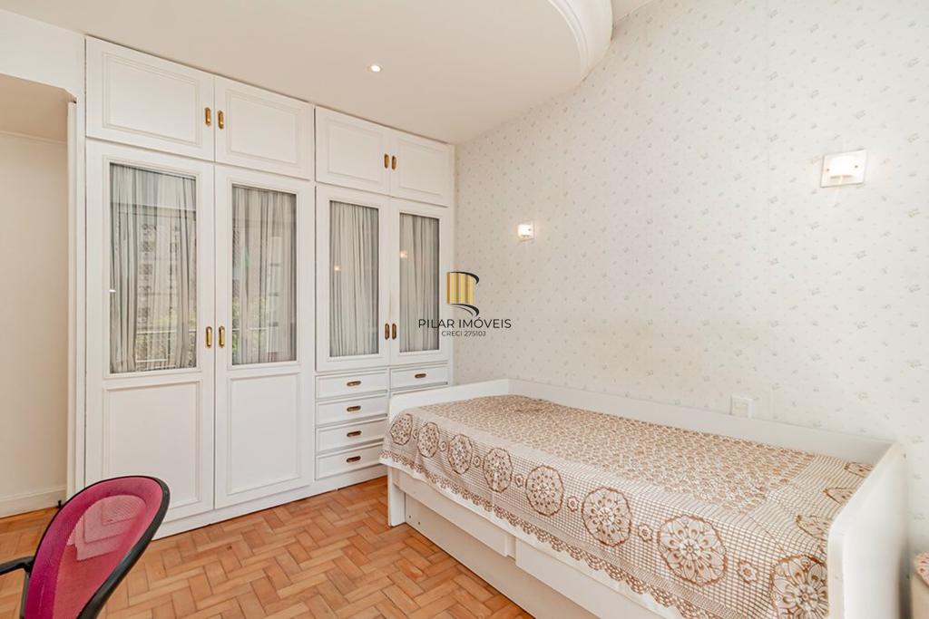 Apartamento 3 dormitórios no bairro Mont Serrat