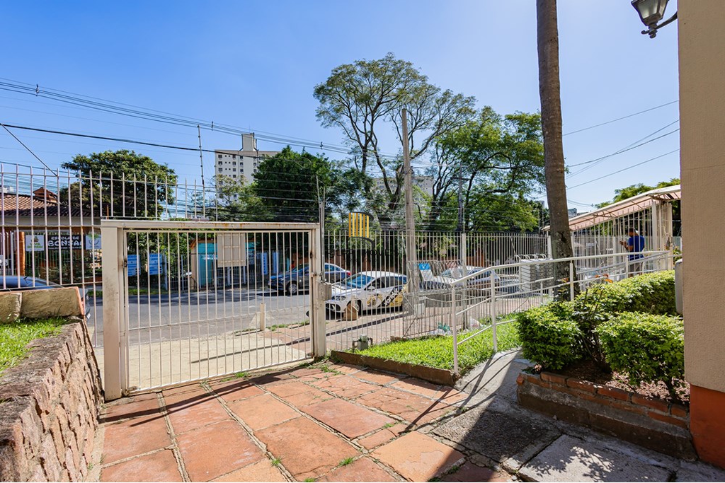 Apartamento 2 dormitórios no bairro Passo da Areia