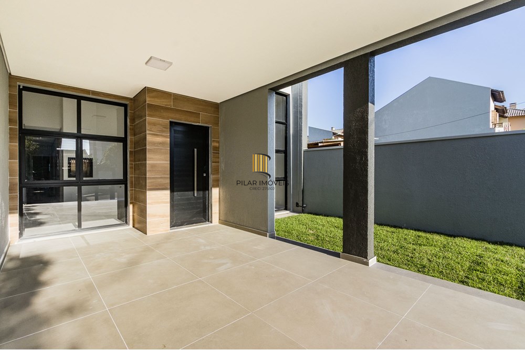 Casa 3 dormitórios no bairro Morro Santana