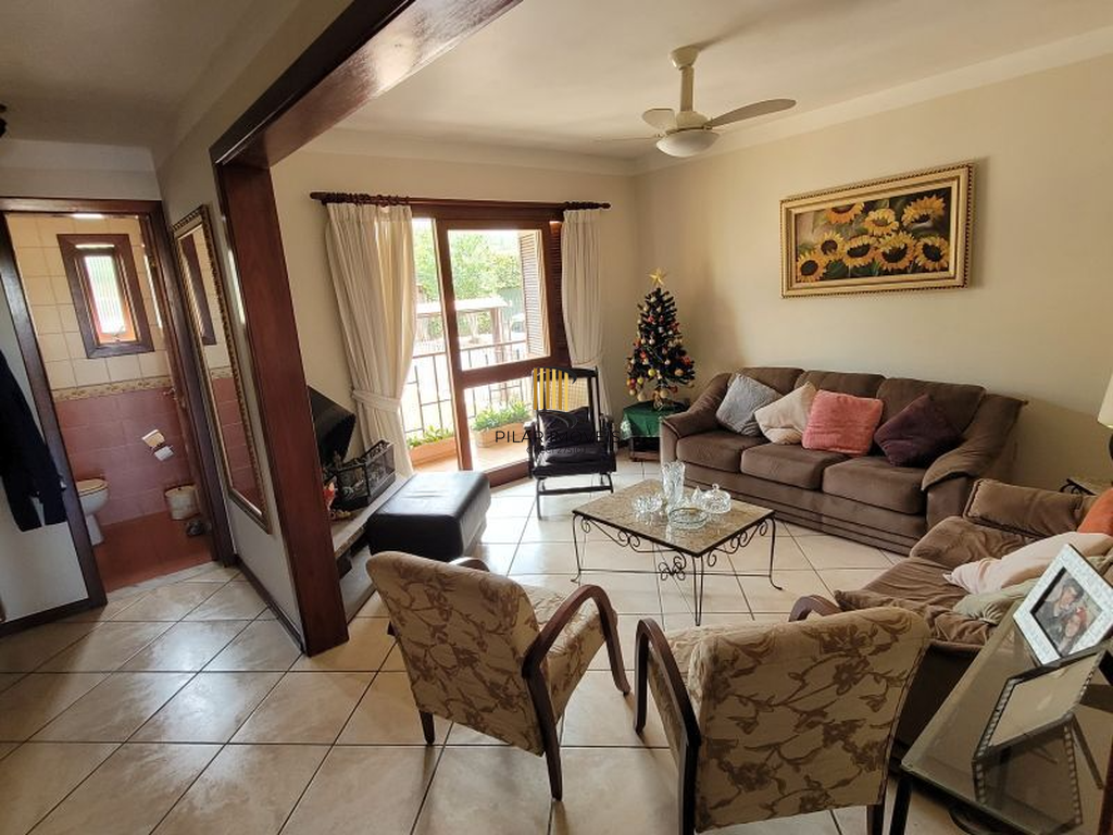 Casa 3 dormitórios no bairro Tristeza