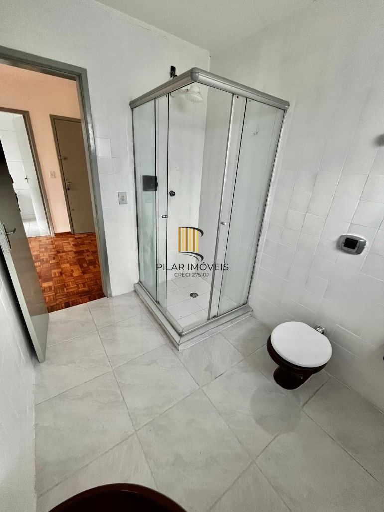 01 dormitório, 42 m² de frente no Passo da Areia